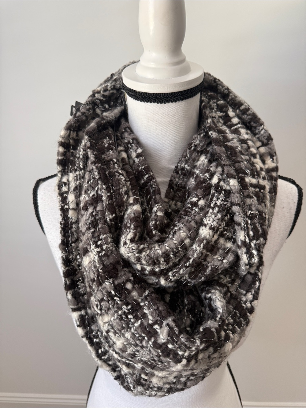 Apt 9 Cozy Black & Cream Knit Infinity Scarf - Women Accessories